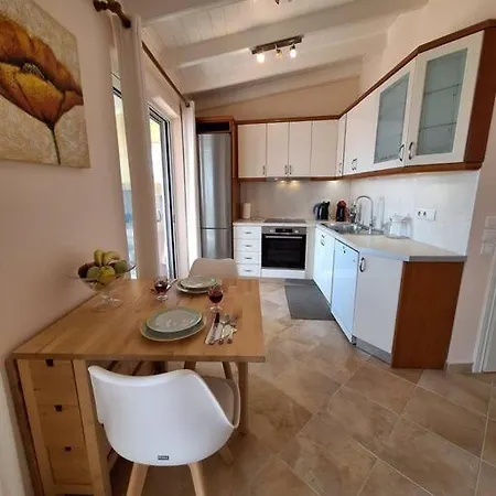 Casa de Férias S&a House Gastouri (Corfu)